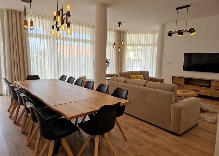 Mil E Uma Noites * סנטה קרוז דאס פלורס