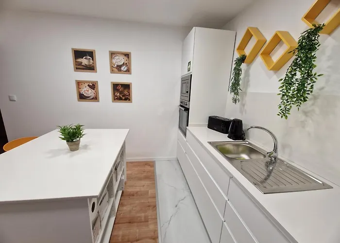 Mil E Uma Noites סנטה קרוז דאס פלורס