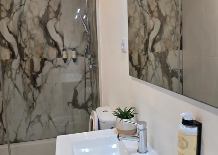 Mil E Uma Noites * סנטה קרוז דאס פלורס