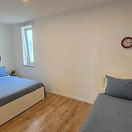 Albergue Mil E Uma Noites *